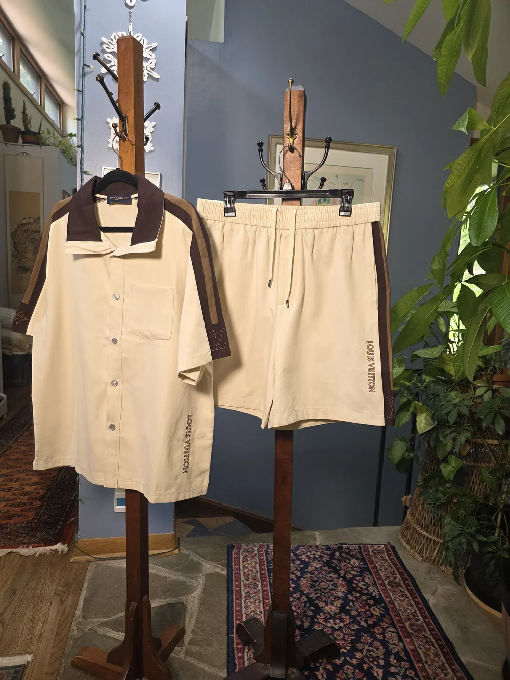 MADE IN ITALY LOUIS VUITTON BICOLOR WARM UP SHORTS XL
